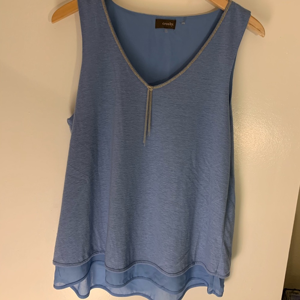 🌸 Sleeveless Crosby Blouse